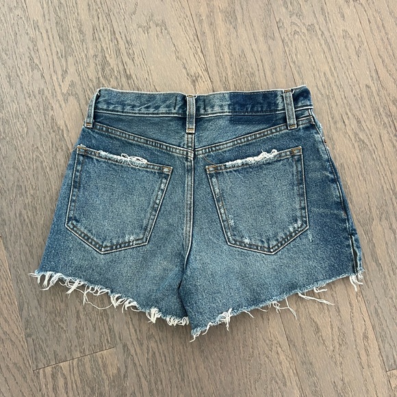 High waisted Abercrombie Shorts XS - Picture 3 of 3